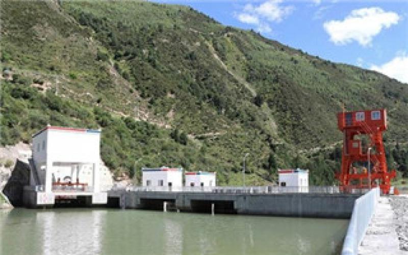 四川小金楊家灣水電站首批機組并網發電