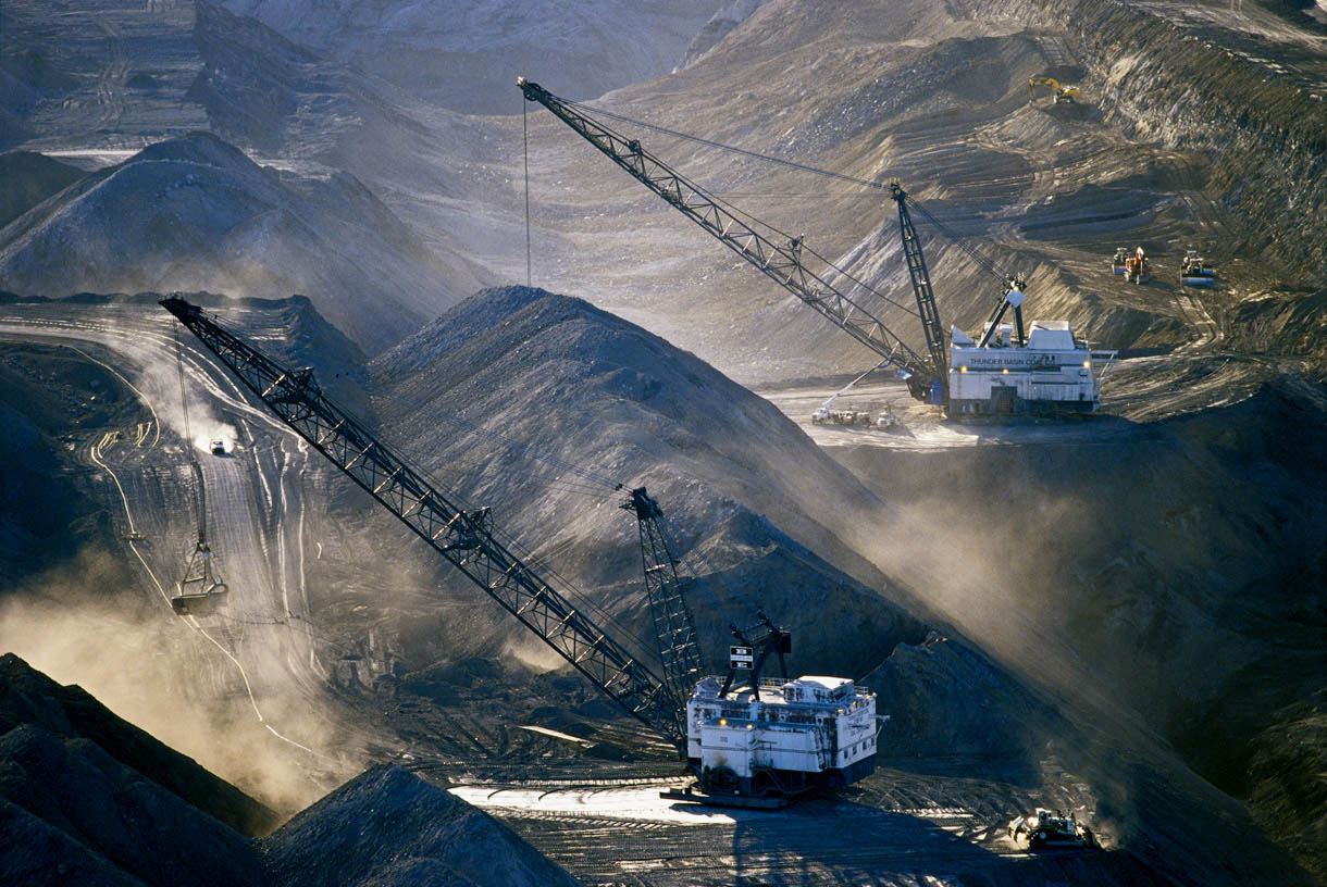 H1美國1/10煤炭產能被運往計劃淘汰的燃煤電廠