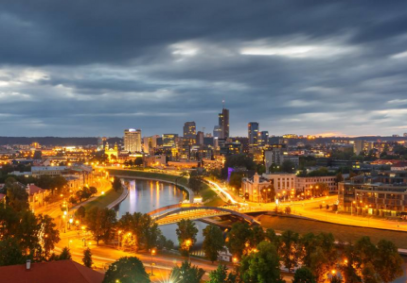 立陶宛經(jīng)濟(jì)部長(zhǎng)： 立陶宛愿意扮演中國(guó)—中東歐金融合作門戶