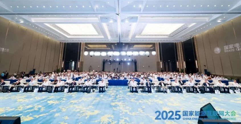 施耐德電氣：人工智能深化協(xié)同，開(kāi)啟能源“數(shù)字覺(jué)醒”新時(shí)代