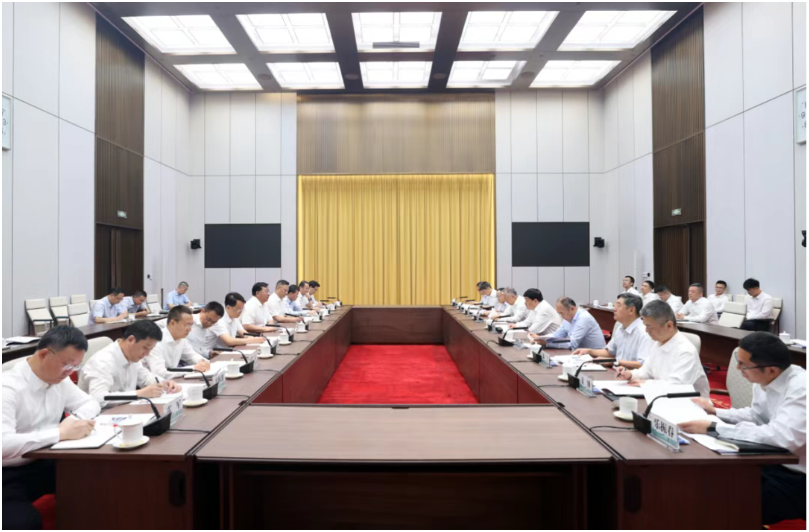 國家電網董事長張智剛董事長與中國鐵建董事長戴和根舉行會談