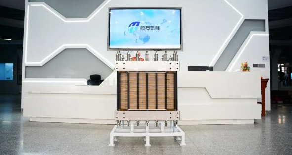 穩石氫能AEM制氫設備入選深圳市重大技術裝備目錄