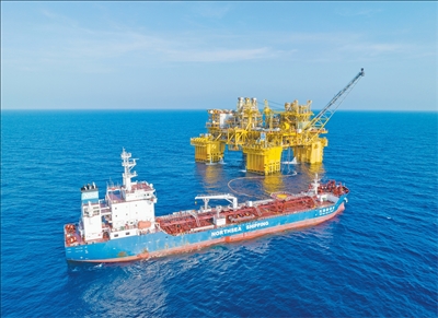 我國海上最大天然氣田“深海一號”2025年產油氣當量突破450萬噸