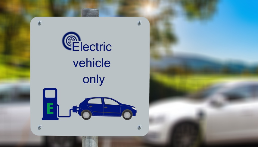 中國商務部：加方將給予中國電動汽車每年4.9萬輛的配額，配額內享受6.1%最惠國關稅待遇