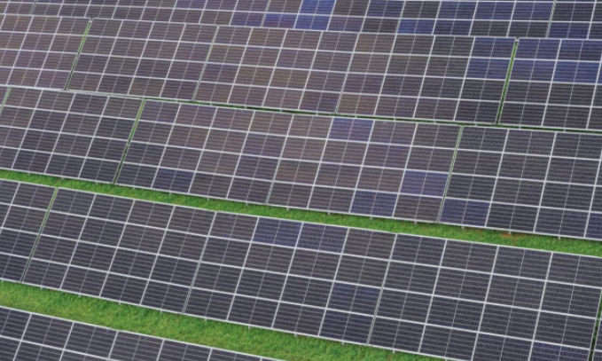 圭亞那計(jì)劃建設(shè)三個總?cè)萘?5兆瓦的公用事業(yè)規(guī)模太陽能發(fā)電園區(qū)